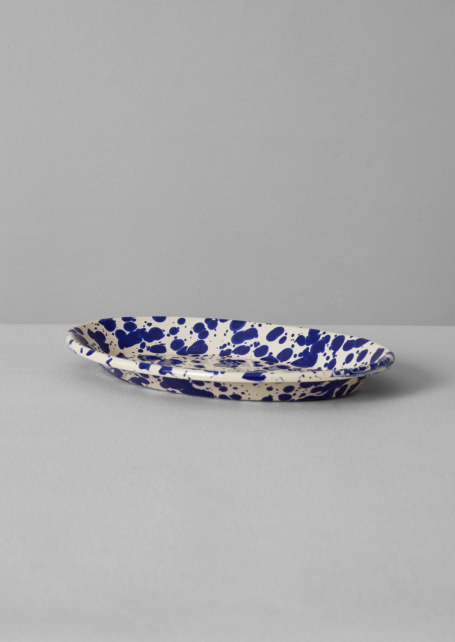 Splatter Enamel Platter | Cream/Blue