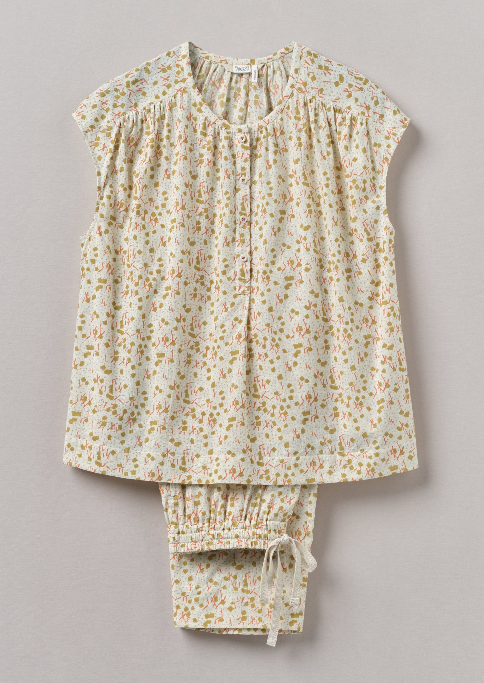 Scattered Kite Print Cotton Pajamas | Ecru/Multi