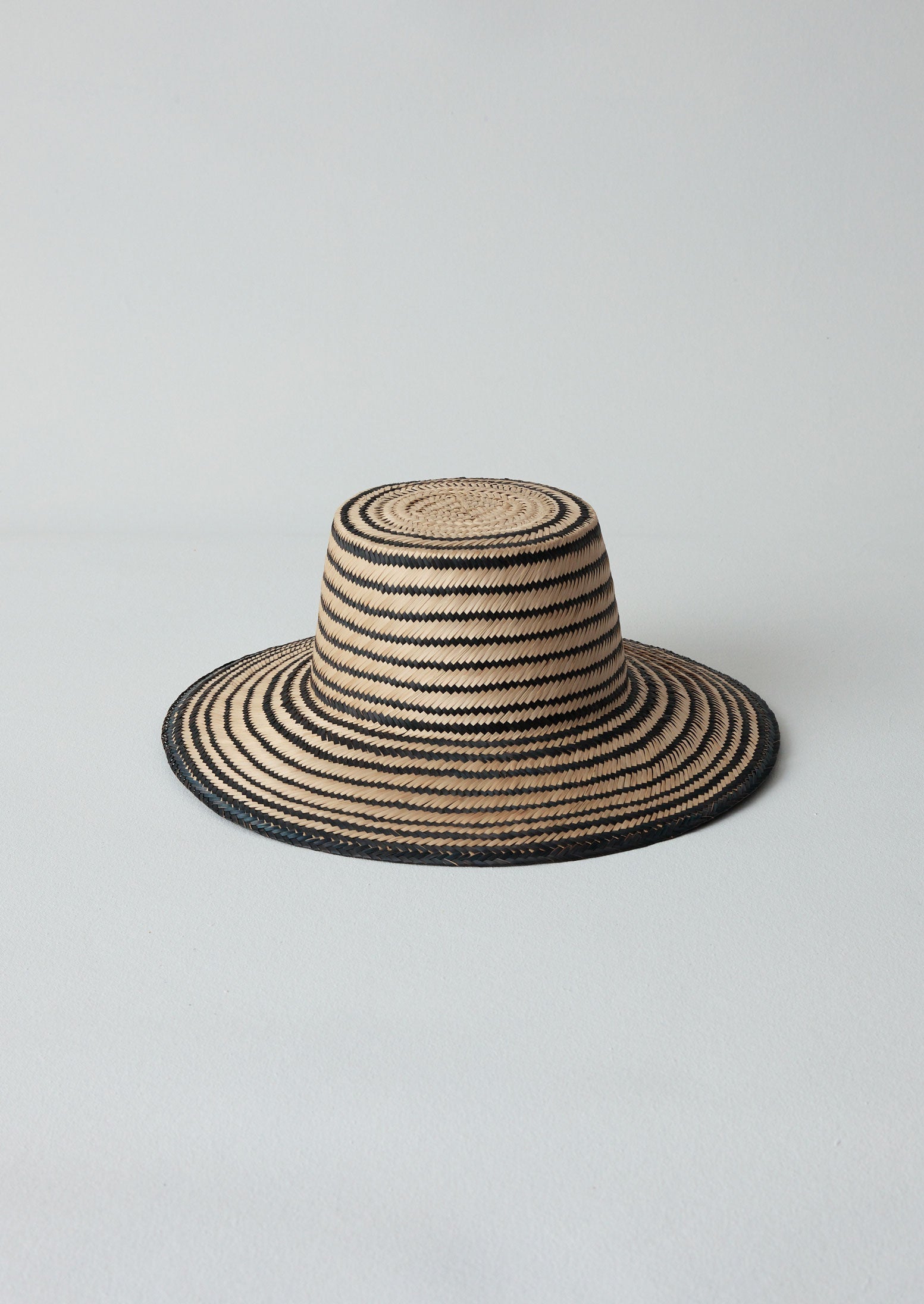 Guanabana Straw Hat | Black/Natural