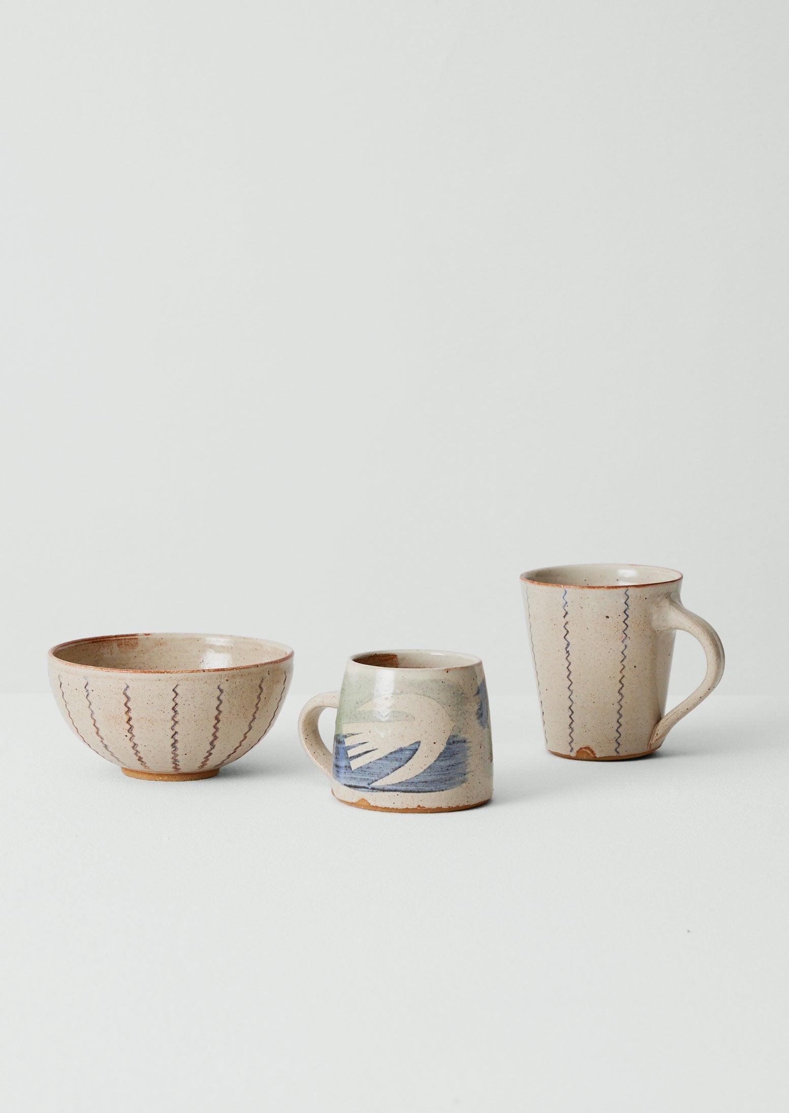 Gilliflower Pottery Bird Mug | White/Blue