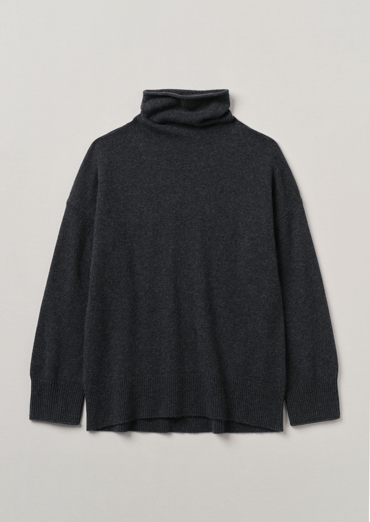 Roll Neck Wool Cashmere Sweater | Charcoal